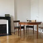 Guestready -- Serene Parisian Apt In The 10Th Across Gare Du Nord
